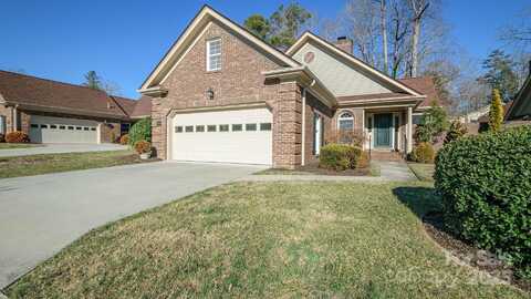 128 Glenbrook Drive, Hendersonville, NC 28739