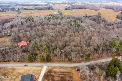 42 Lake Hayes Estate Road, Trenton, TN 38382