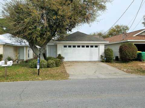 16 2Nd Street, Shalimar, FL 32579