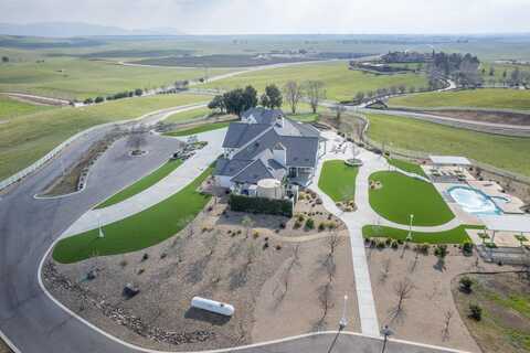 18300 Watts Valley Road, Sanger, CA 93657