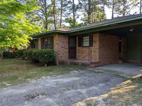 1925 Wayne Lane, Fayetteville, NC 28304