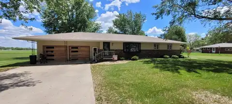 502 3rd St NE, Dayton, IA 50530