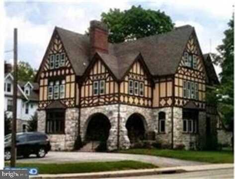 25 MONTROSE AVENUE, BRYN MAWR, PA 19010