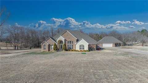 2601 Bugscuffle RD, Lavaca, AR 72941