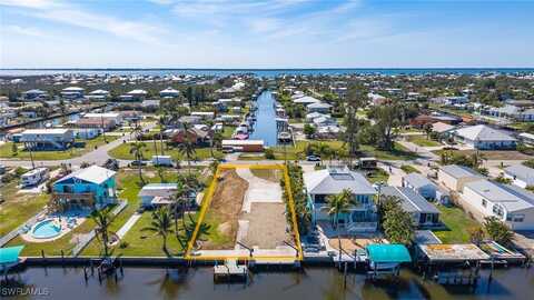 3084 8th Avenue, Saint James City, FL 33956