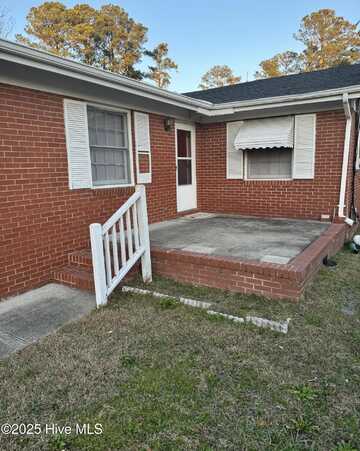 4155 S Main Street, Farmville, NC 27828