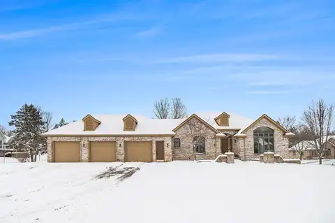 2825 Shadow Wood Drive, Holt, MI 48842