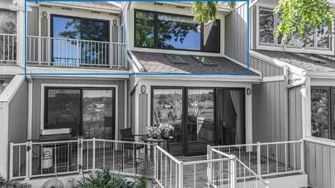 205 Wayne Street, Saint Joseph, MI 49085