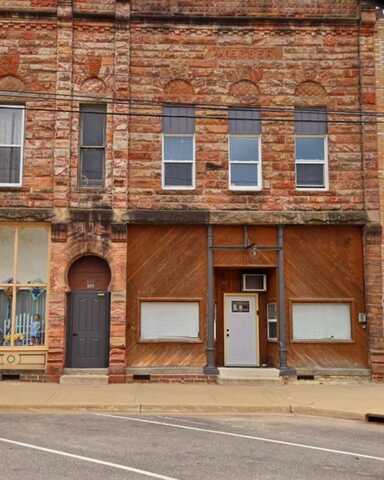 307 E Bridge Street, Lyons, MI 48851