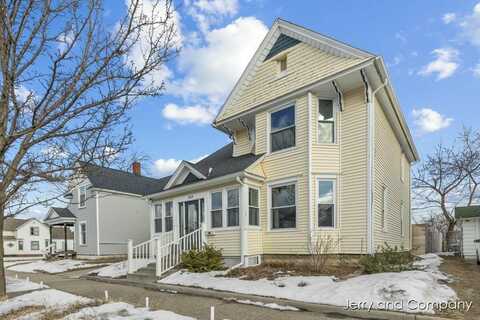 365 Maple Avenue, Holland, MI 49423