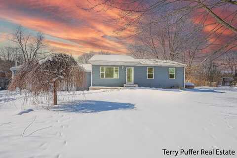 11916 Saddler Road, Plainwell, MI 49080