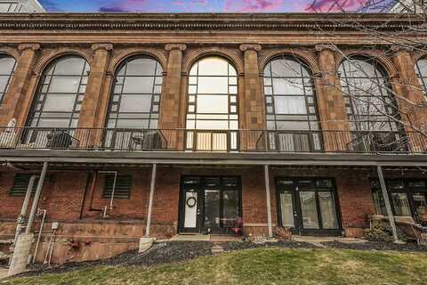 600 Broadway Avenue NW, Grand Rapids, MI 49504