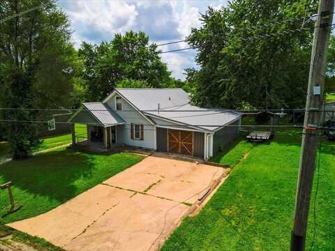 1105 N Darrell Street, Mountain Grove, MO 65711