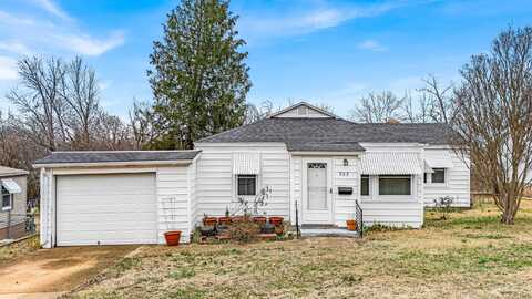 923 Armstrong Avenue, West Plains, MO 65775