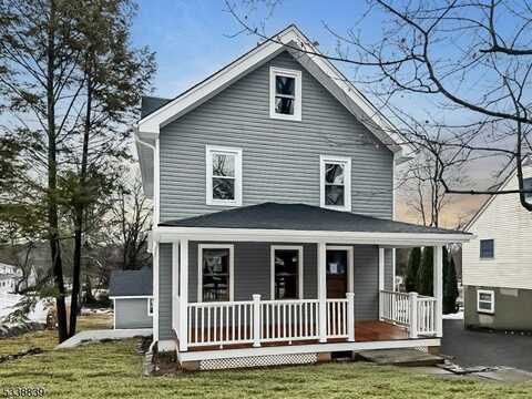 11 Hillcrest Ave, Gladstone, NJ 07934