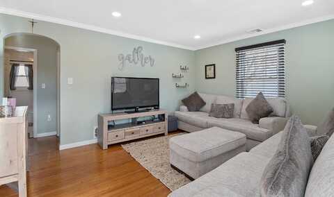 37 ZELIFF PL, Randolph, NJ 07869