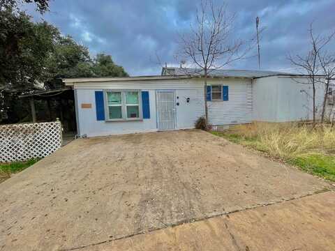 807 Anniston Avenue, Llano, TX 78643