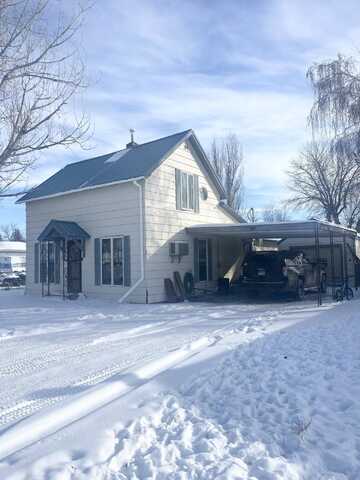 1008 Ohio ST, Chinook, MT 59523