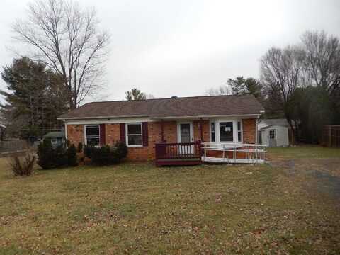 852 AUGUSTA FARMS RD, WAYNESBORO, VA 22980