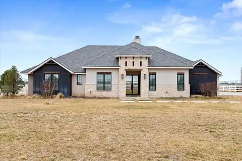 9402 County Rd 7310, Wolfforth, TX 79382