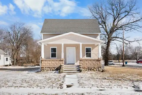 325 S James Street, Goodland, IN 47948