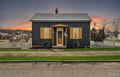 138 W 5th Street, Hermann, MO 65041