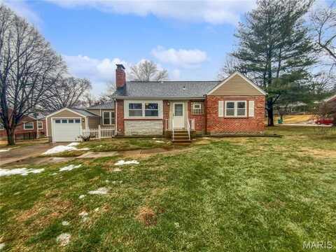 683 Deerhurst Drive, Saint Louis, MO 63119