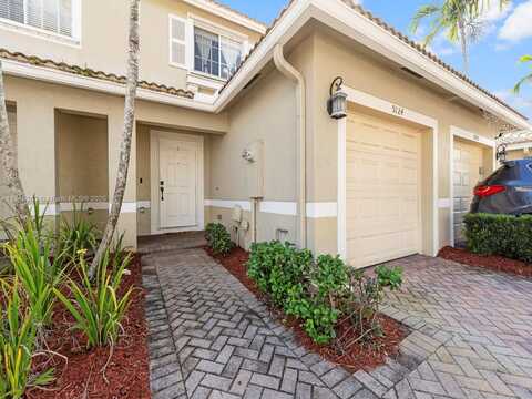 9124 Chambers St, Tamarac, FL 33321