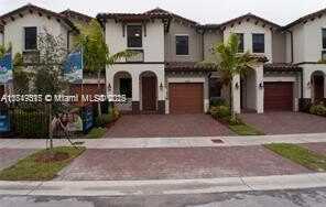 10349 NW 89th Ter, Doral, FL 33178