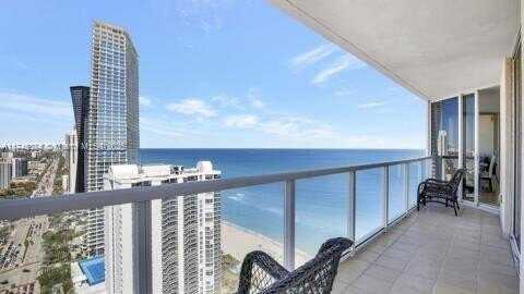 16699 Collins Ave, Sunny Isles Beach, FL 33160
