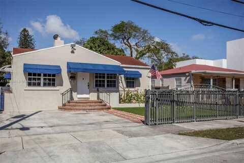 1143 SW 22nd Ter, Miami, FL 33129