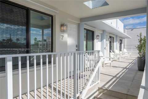 1191 71st St, Miami Beach, FL 33141