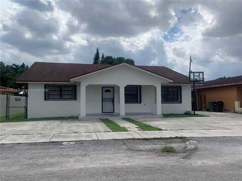 806 W 73rd Pl, Hialeah, FL 33014