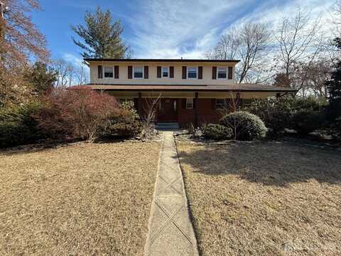 36 Putnam Road, East Brunswick, NJ 08816