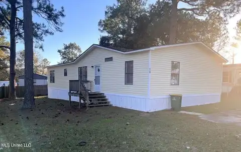 14142 Lorraine Road, Biloxi, MS 39532