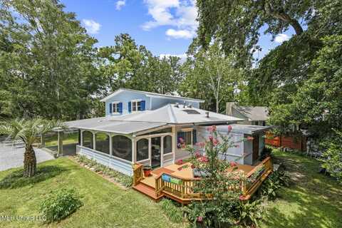 501 Forest Hill Drive, Ocean Springs, MS 39564