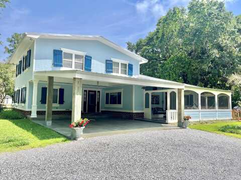 501 Forest Hill Drive, Ocean Springs, MS 39564