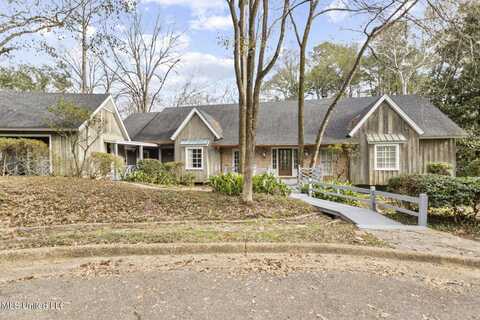 12 E Hill Drive, Jackson, MS 39216