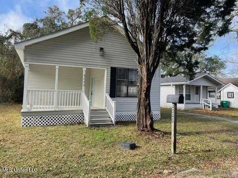 4040 W Pine Street, Moss Point, MS 39563