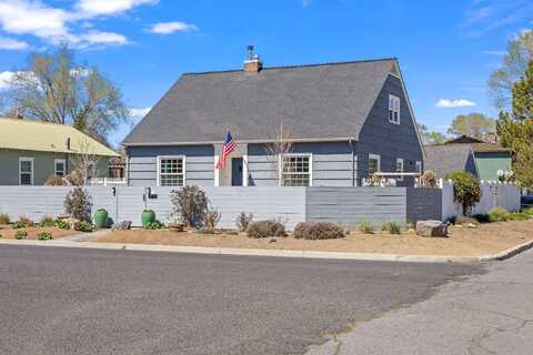 993 NE 2nd Street, Prineville, OR 97754