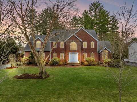 8 Nutmeg Lane, Easton, MA 02375