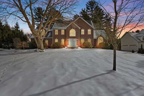 8 Nutmeg Lane, Easton, MA 02375