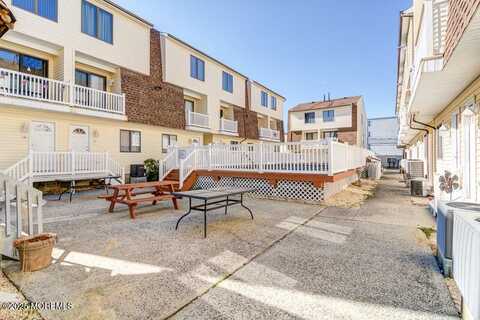 125 Kearney Avenue, Seaside Heights, NJ 08751