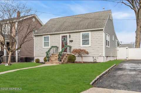 20 Hamilton Avenue, Fords, NJ 08863