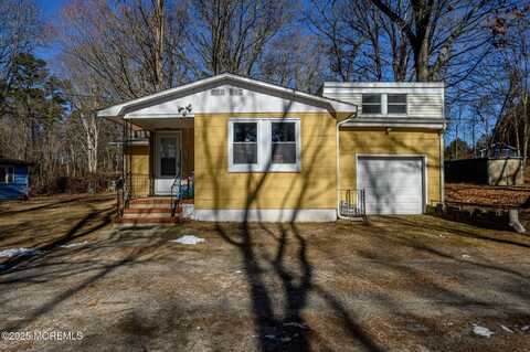 318 Fdr Place, Jackson, NJ 08527