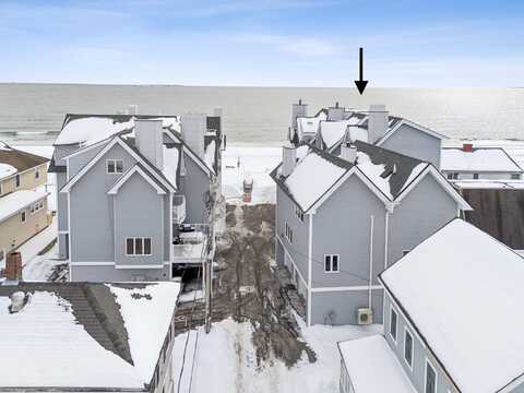 1 Saunders Avenue, Old Orchard Beach, ME 04064