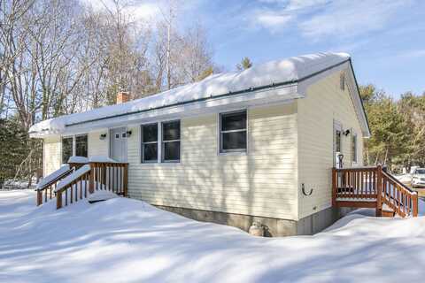 16 Gorham Road, Wiscasset, ME 04578