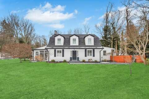 6 Hollow Road, Stony Brook, NY 11790