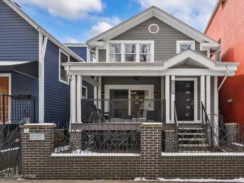 2706 N Wilton Avenue, Chicago, IL 60614