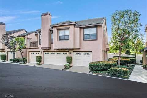 924 S Country Glen Way, Anaheim Hills, CA 92808